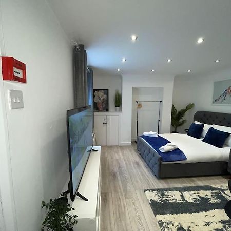 Stylish Cosy Studio Apartment Gravesend Kültér fotó